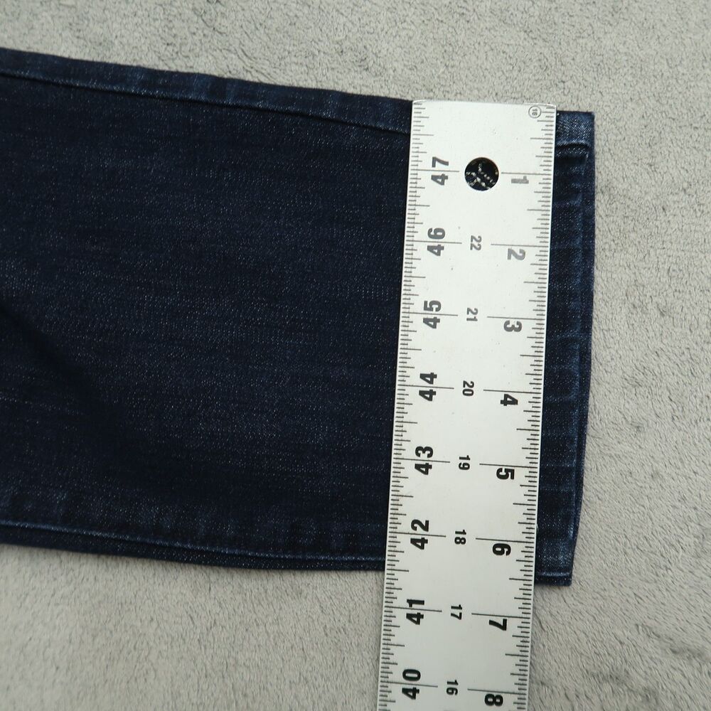 Chico's Jeans Women's Size 0 US-4 Blue Mid-Rise Slimming Crop Denim 23" Inseam - Picture 6 of 16
